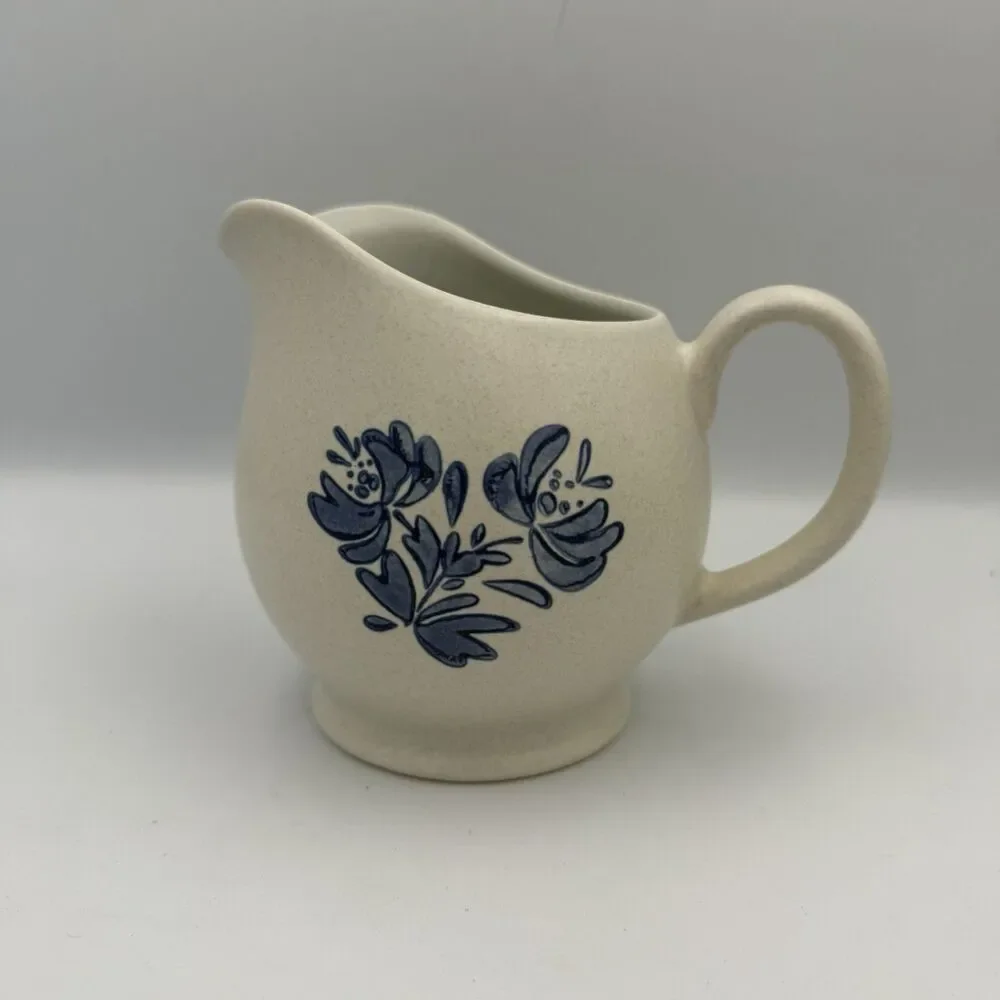 Vintage Pfaltzgraff Yorktowne 5-1/4